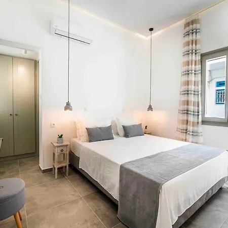Modern Getaway In Parikia *